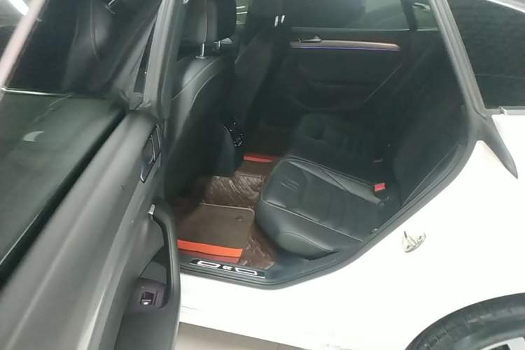 Used Volkswagen FAW-Volkswagen CC 2020 330TSI Glamour Edition China VI Standard Left Rear Seat