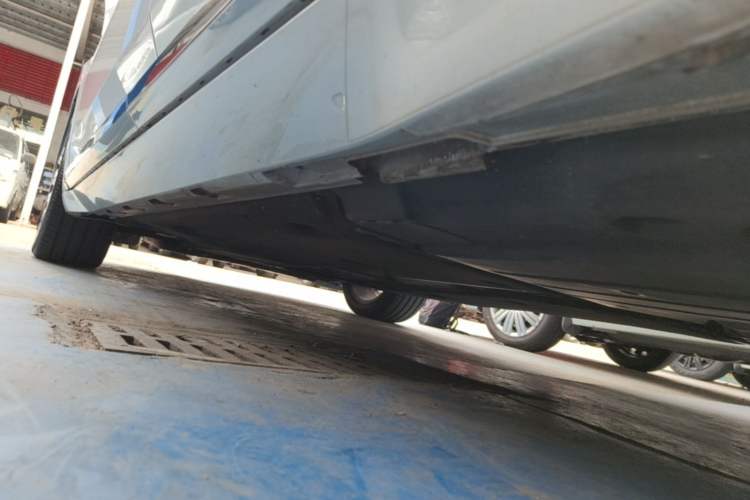 Used Volkswagen FAW-Volkswagen CC 2020 330TSI Glamour Edition China VI Standard Left Side Sill