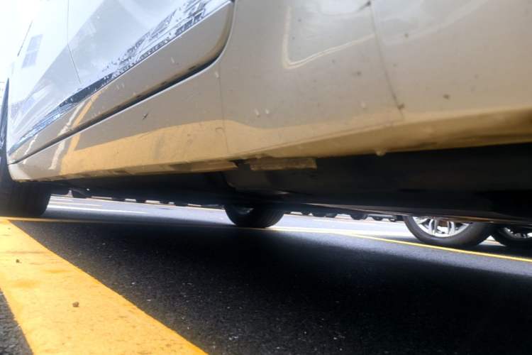 Used Volkswagen FAW-Volkswagen CC 2020 330TSI Glamour Edition China VI Standard Left Side Sill