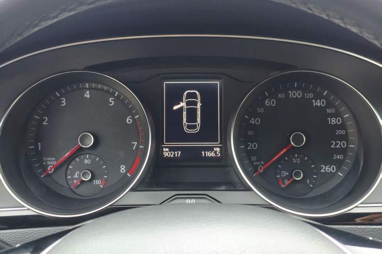 Used Volkswagen FAW-Volkswagen CC 2020 330TSI Huayan Edition China VI Standard Odometer Close Up