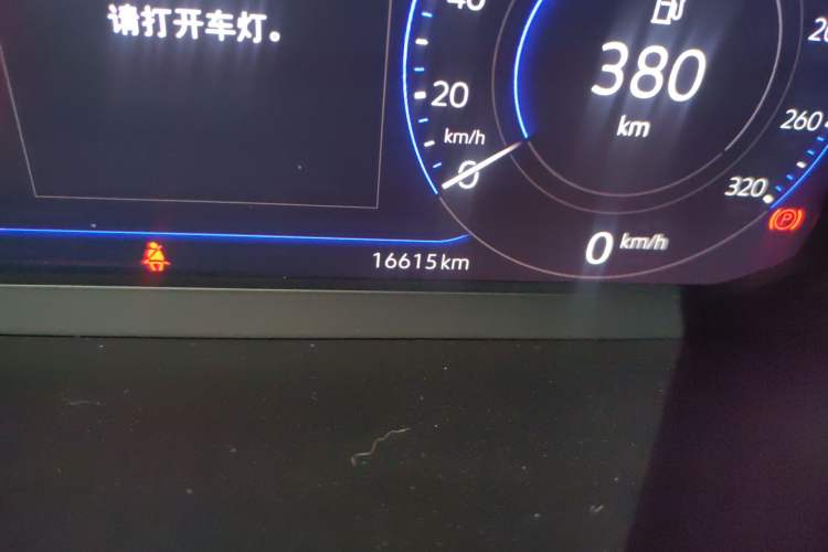 Used Volkswagen FAW-Volkswagen CC 2020 330TSI Glamour Edition China VI Standard Odometer Close Up