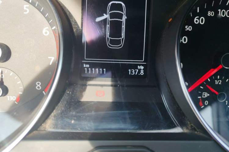 Used Volkswagen FAW-Volkswagen CC 2020 330TSI Huayan Edition China VI Standard Odometer Close Up