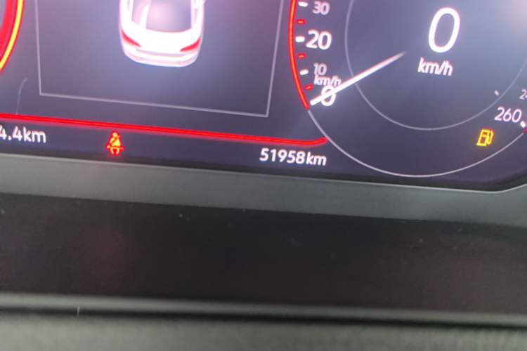 Used Volkswagen FAW-Volkswagen CC 2020 330TSI Glamour Edition China VI Standard Odometer Close Up