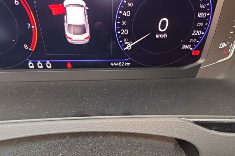 Used Volkswagen FAW-Volkswagen CC 2020 330TSI Glamour Edition China VI Standard Odometer Close Up