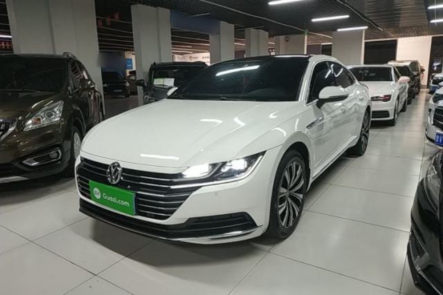 Volkswagen FAW-Volkswagen CC 2020 330TSI Glamour Edition China VI Standard usado