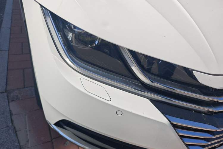 Used Volkswagen FAW-Volkswagen CC 2020 330TSI Glamour Edition China VI Standard Right Front Headlight