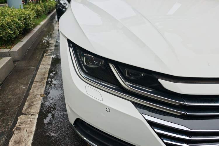 Used Volkswagen FAW-Volkswagen CC 2020 330TSI Glamour Edition China VI Standard Right Front Headlight