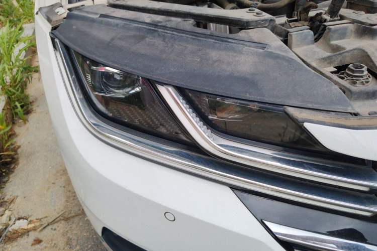 Used Volkswagen FAW-Volkswagen CC 2020 330TSI Huayan Edition China VI Standard Right Front Headlight