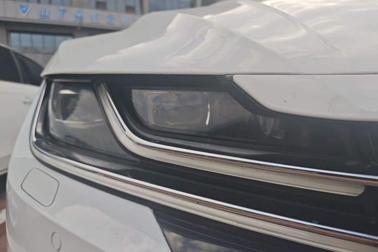 Used Volkswagen FAW-Volkswagen CC 2020 330TSI Glamour Edition China VI Standard Right Front Headlight