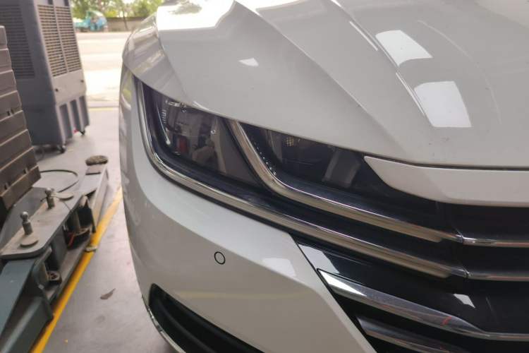 Used Volkswagen FAW-Volkswagen CC 2020 330TSI Huayan Edition China VI Standard Right Front Headlight