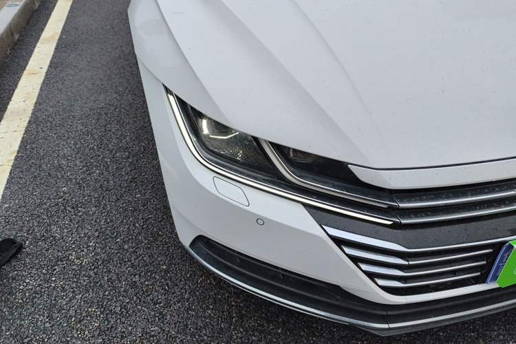 Used Volkswagen FAW-Volkswagen CC 2020 330TSI Glamour Edition China VI Standard Right Front Headlight