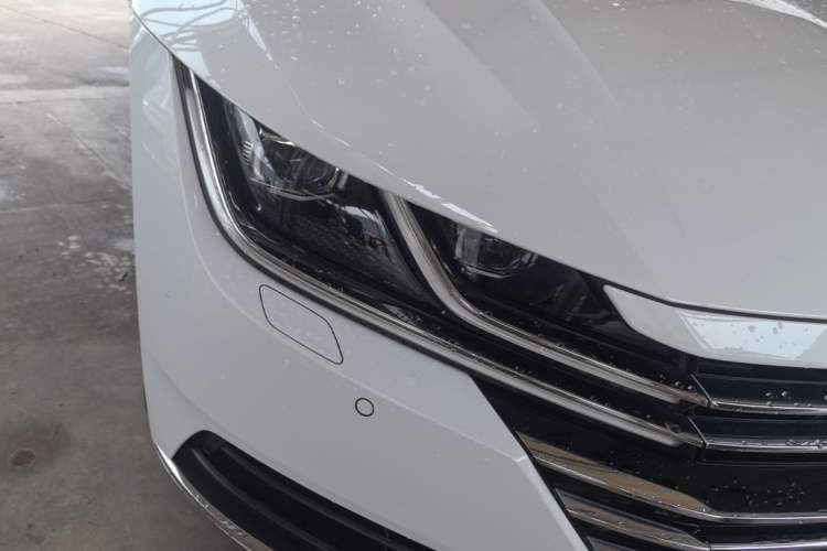 Used Volkswagen FAW-Volkswagen CC 2020 330TSI Glamour Edition China VI Standard Right Front Headlight