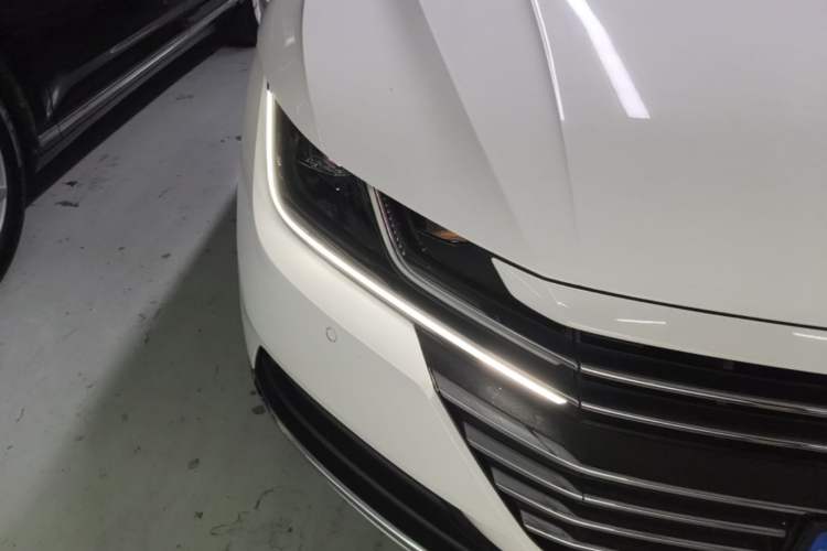 Used Volkswagen FAW-Volkswagen CC 2020 330TSI Huayan Edition China VI Standard Right Front Headlight