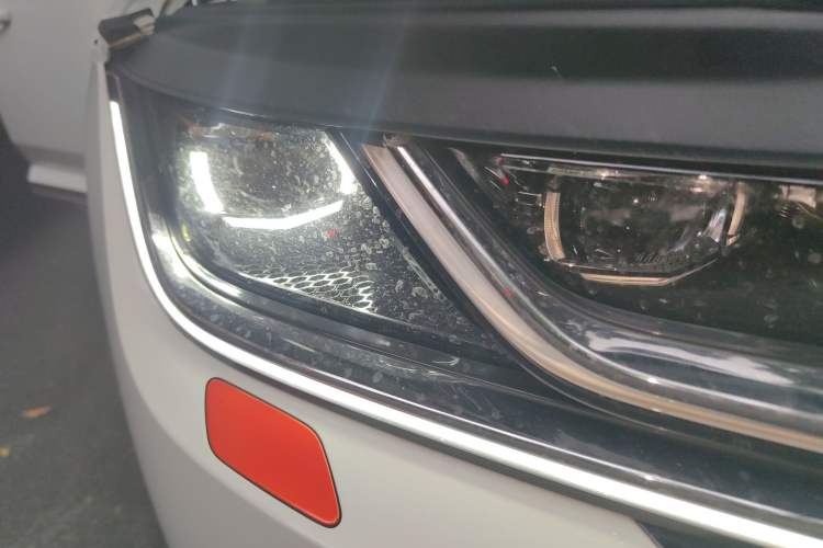 Used Volkswagen FAW-Volkswagen CC 2020 330TSI Glamour Edition China VI Standard Right Front Headlight