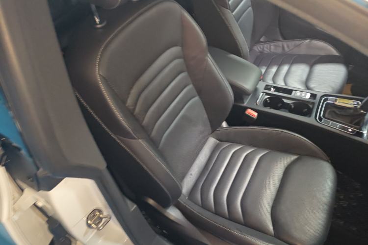 Used Volkswagen FAW-Volkswagen CC 2020 330TSI Glamour Edition China VI Standard Right Front Seat