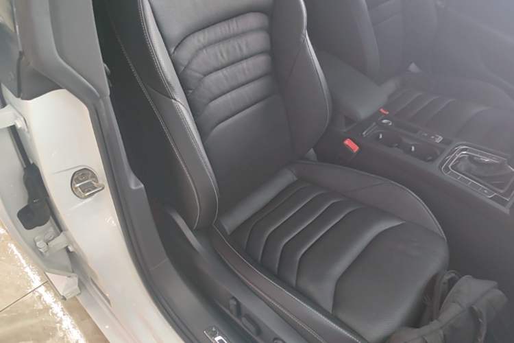 Used Volkswagen FAW-Volkswagen CC 2020 330TSI Glamour Edition China VI Standard Right Front Seat