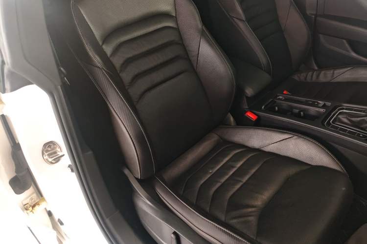 Used Volkswagen FAW-Volkswagen CC 2020 330TSI Glamour Edition China VI Standard Right Front Seat