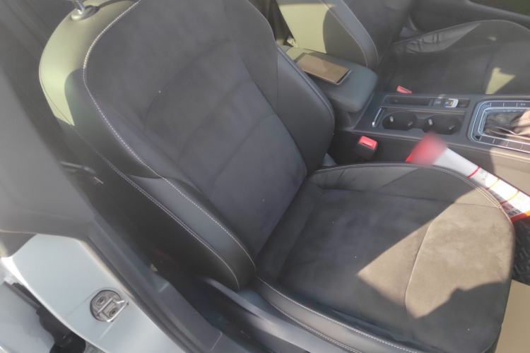 Used Volkswagen FAW-Volkswagen CC 2020 330TSI Huayan Edition China VI Standard Right Front Seat