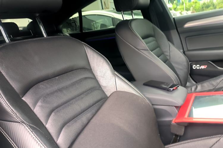 Used Volkswagen FAW-Volkswagen CC 2020 330TSI Glamour Edition China VI Standard Right Front Seat