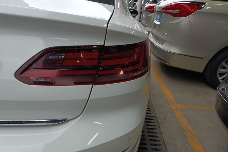 Used Volkswagen FAW-Volkswagen CC 2020 330TSI Glamour Edition China VI Standard Right Rear Taillight