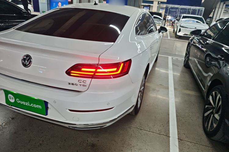 Used Volkswagen FAW-Volkswagen CC 2020 330TSI Glamour Edition China VI Standard Right Rear Taillight