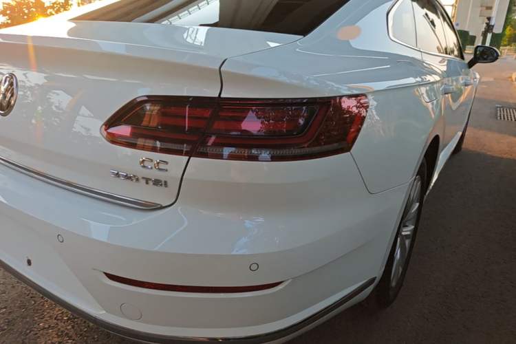 Used Volkswagen FAW-Volkswagen CC 2020 330TSI Huayan Edition China VI Standard Right Rear Taillight