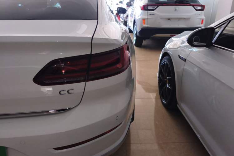 Used Volkswagen FAW-Volkswagen CC 2020 330TSI Glamour Edition China VI Standard Right Rear Taillight
