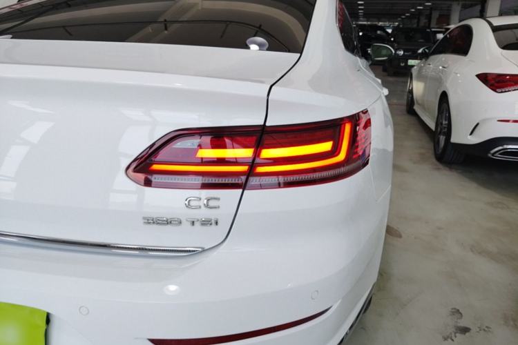 Used Volkswagen FAW-Volkswagen CC 2020 330TSI Glamour Edition China VI Standard Right Rear Taillight