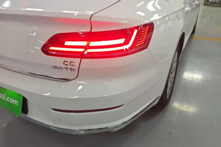 Used Volkswagen FAW-Volkswagen CC 2020 330TSI Huayan Edition China VI Standard Right Rear Taillight