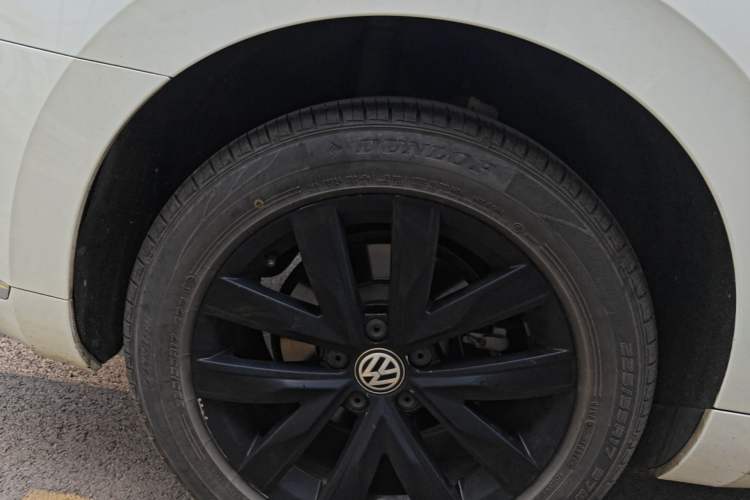 Used Volkswagen FAW-Volkswagen CC 2020 330TSI Huayan Edition China VI Standard Right Rear Wheel Hub