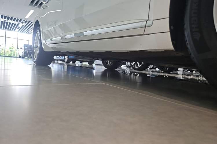 Used Volkswagen FAW-Volkswagen CC 2020 330TSI Huayan Edition China VI Standard Right Side Sill