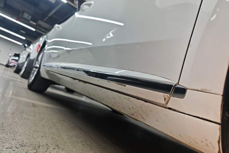 Used Volkswagen FAW-Volkswagen CC 2020 330TSI Glamour Edition China VI Standard Right Side Sill