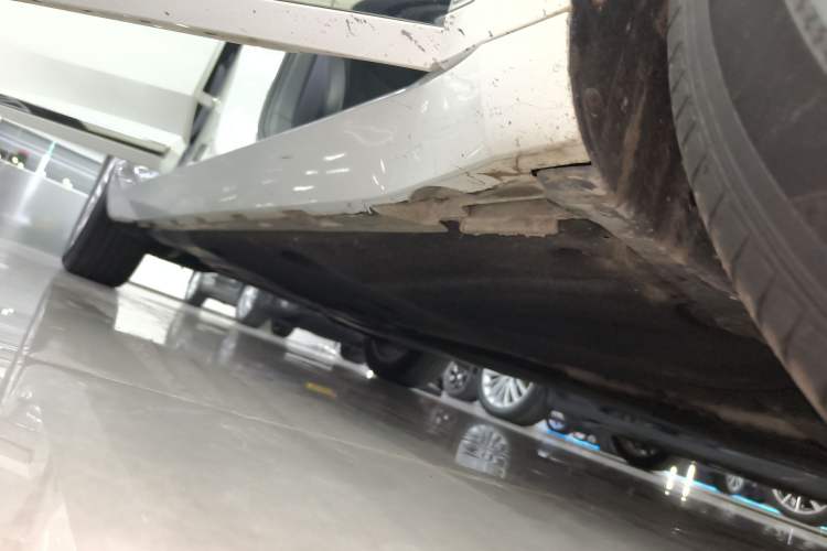 Used Volkswagen FAW-Volkswagen CC 2020 330TSI Huayan Edition China VI Standard Right Side Sill