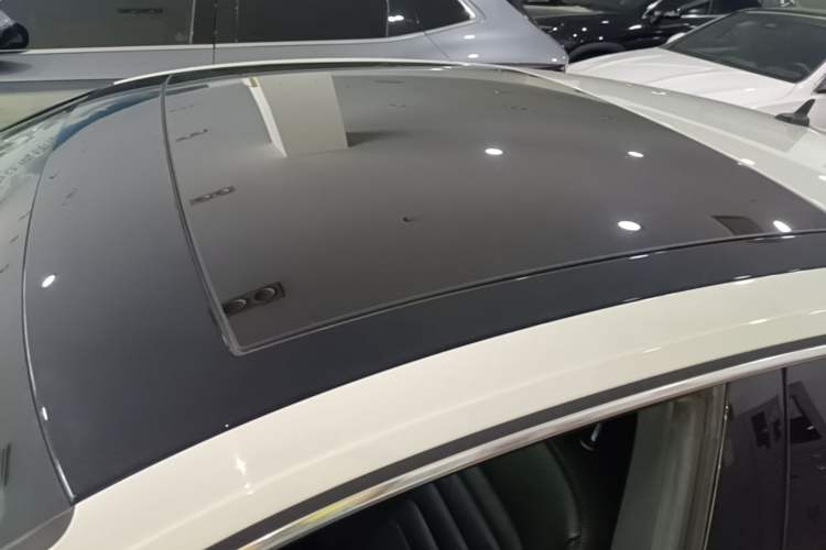 Used Volkswagen FAW-Volkswagen CC 2020 330TSI Glamour Edition China VI Standard Roof