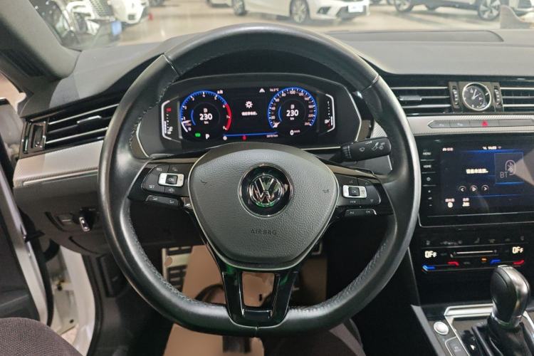 Used Volkswagen FAW-Volkswagen CC 2020 330TSI Glamour Edition China VI Standard Steering Wheel