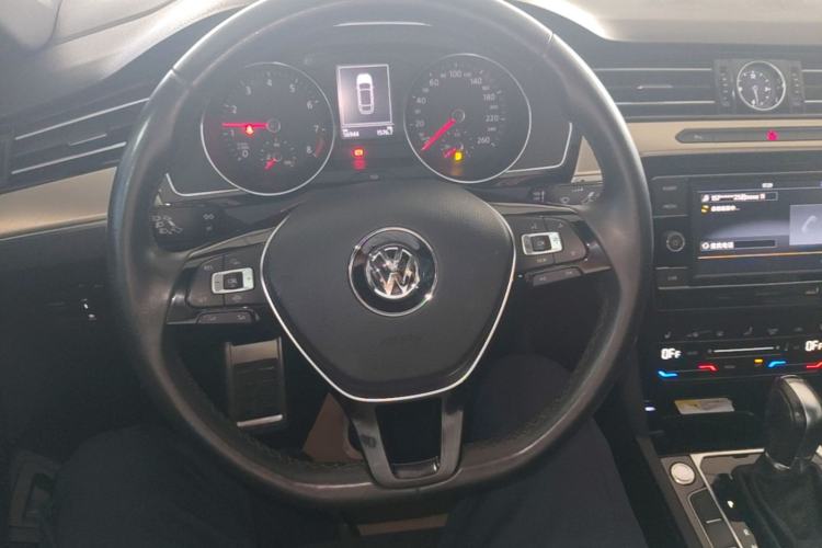 Used Volkswagen FAW-Volkswagen CC 2020 330TSI Huayan Edition China VI Standard Steering Wheel