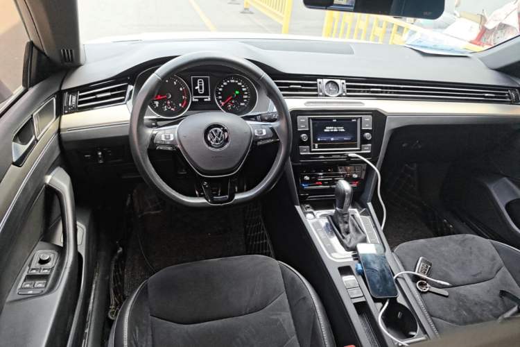 Used Volkswagen FAW-Volkswagen CC 2020 330TSI Huayan Edition China VI Standard Steering Wheel