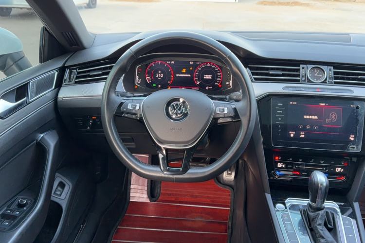 Used Volkswagen FAW-Volkswagen CC 2020 330TSI Glamour Edition China VI Standard Steering Wheel