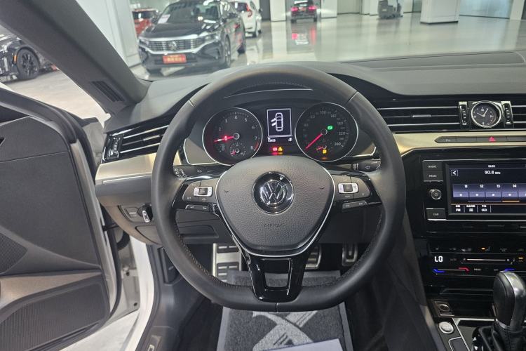 Used Volkswagen FAW-Volkswagen CC 2020 330TSI Huayan Edition China VI Standard Steering Wheel