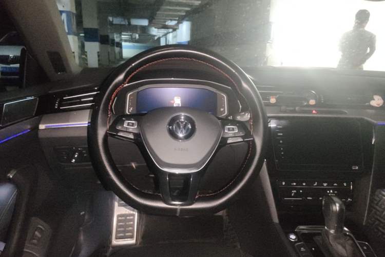 Used Volkswagen FAW-Volkswagen CC 2020 330TSI Glamour Edition China VI Standard Steering Wheel