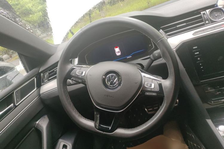 Used Volkswagen FAW-Volkswagen CC 2020 330TSI Glamour Edition China VI Standard Steering Wheel