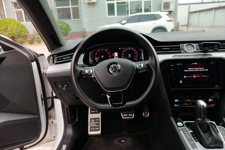 Used Volkswagen FAW-Volkswagen CC 2020 330TSI Glamour Edition China VI Standard Steering Wheel