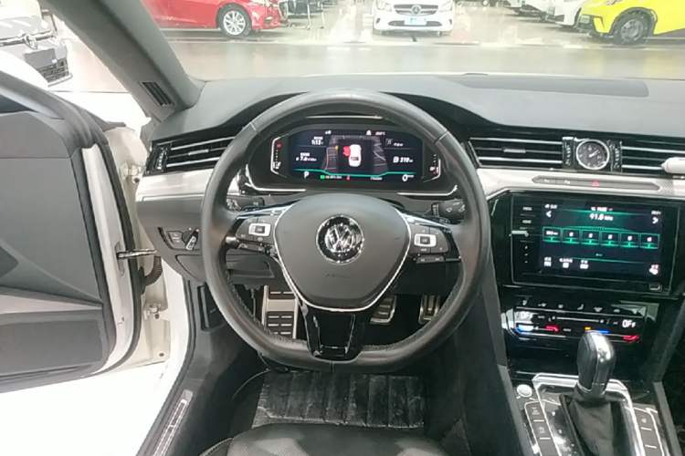 Used Volkswagen FAW-Volkswagen CC 2020 330TSI Glamour Edition China VI Standard Steering Wheel