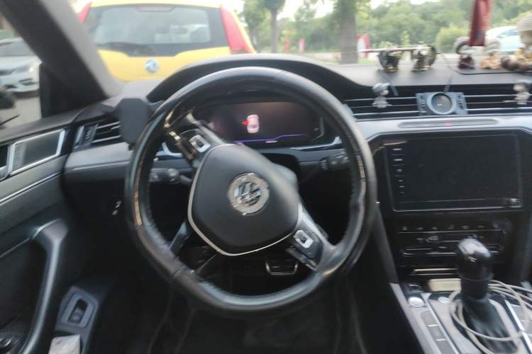 Used Volkswagen FAW-Volkswagen CC 2020 330TSI Glamour Edition China VI Standard Steering Wheel
