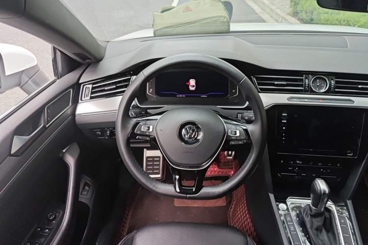 Used Volkswagen FAW-Volkswagen CC 2020 330TSI Glamour Edition China VI Standard Steering Wheel