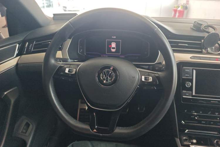 Used Volkswagen FAW-Volkswagen CC 2020 330TSI Huayan Edition China VI Standard Steering Wheel