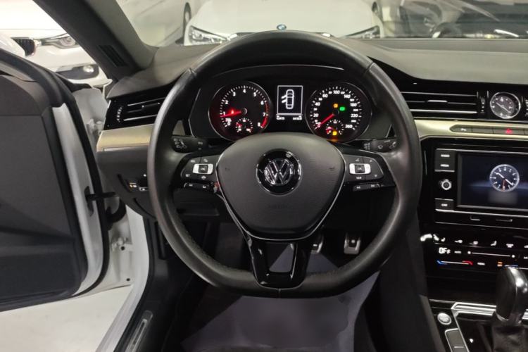 Used Volkswagen FAW-Volkswagen CC 2020 330TSI Huayan Edition China VI Standard Steering Wheel