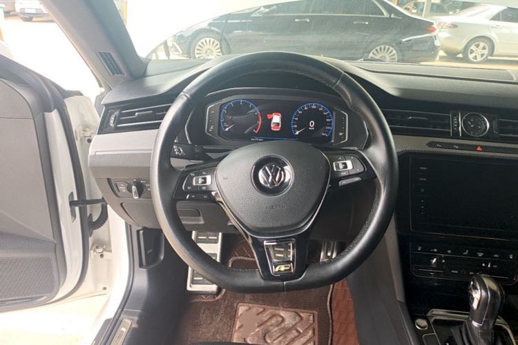 Used Volkswagen FAW-Volkswagen CC 2020 330TSI Glamour Edition China VI Standard Steering Wheel
