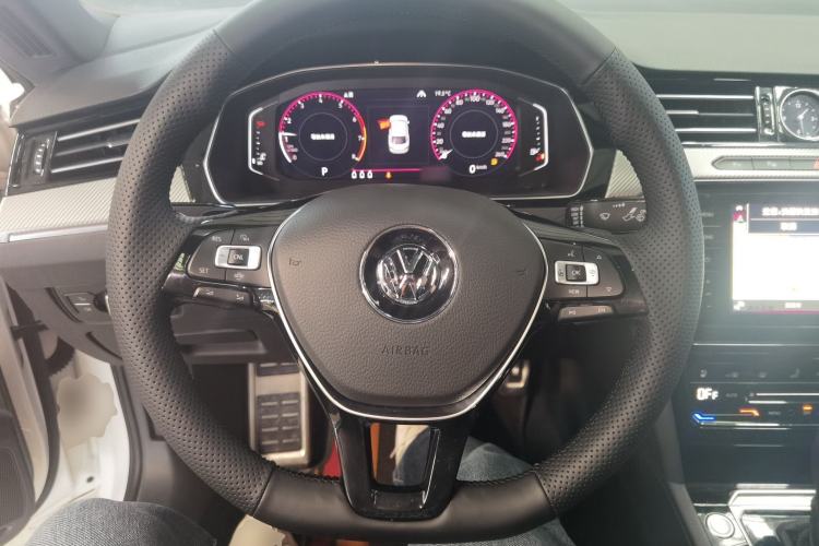 Used Volkswagen FAW-Volkswagen CC 2020 330TSI Glamour Edition China VI Standard Steering Wheel