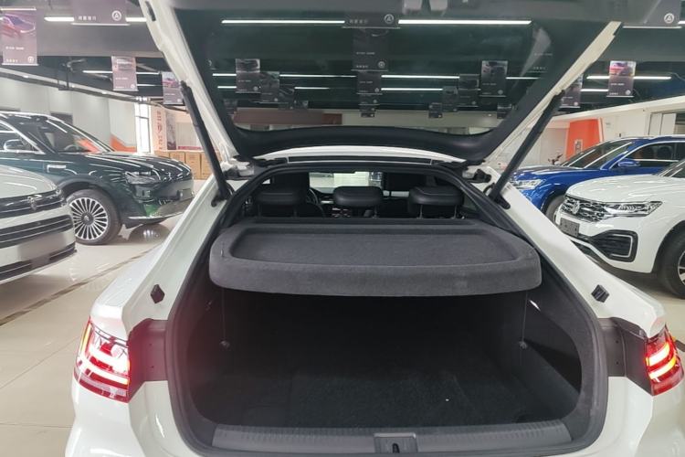 Used Volkswagen FAW-Volkswagen CC 2020 330TSI Glamour Edition China VI Standard Trunk